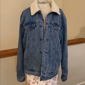 Obey denim jacket Sherpa lined size large customized with a star on the back